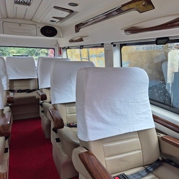 8 seater Tempo Traveller rent in Bangalore airport